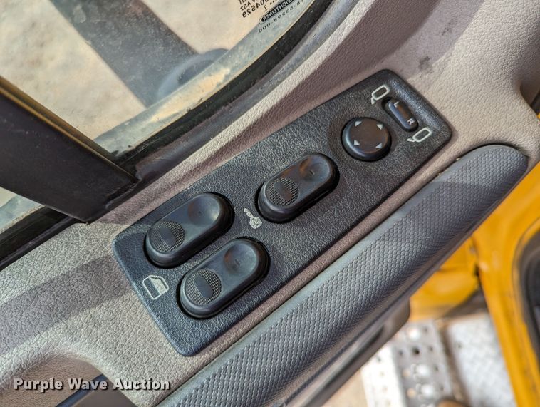 image for item MN9961 2018 Freightliner Cascadia 125  semi truck