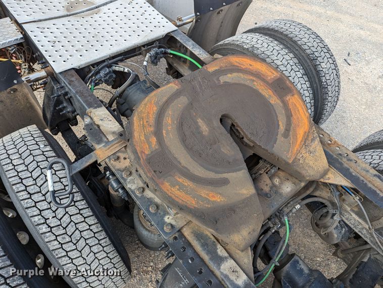 image for item MN9961 2018 Freightliner Cascadia 125  semi truck