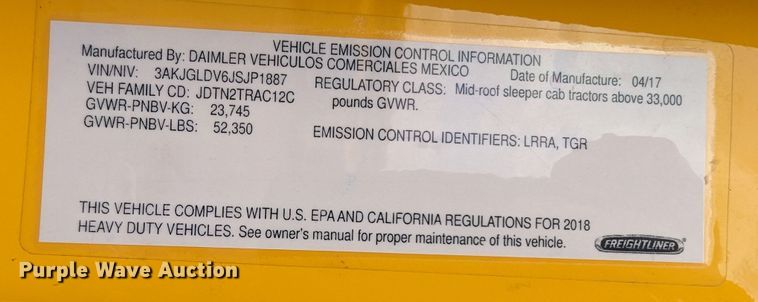 image for item MN9961 2018 Freightliner Cascadia 125  semi truck