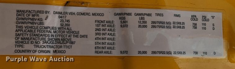 image for item MN9961 2018 Freightliner Cascadia 125  semi truck