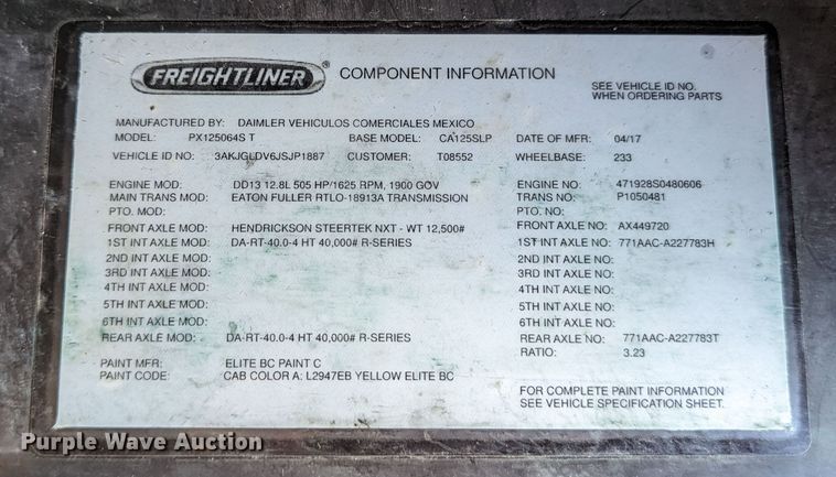 image for item MN9961 2018 Freightliner Cascadia 125  semi truck
