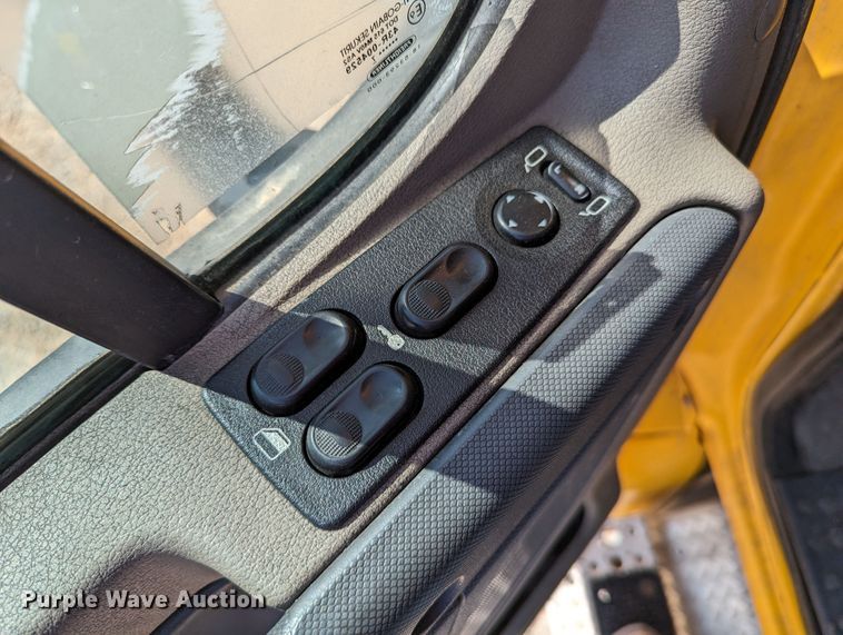 image for item MN9962 2018 Freightliner Cascadia 125  semi truck