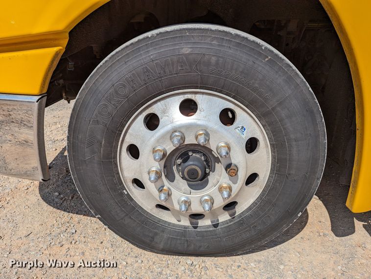 image for item MN9962 2018 Freightliner Cascadia 125  semi truck