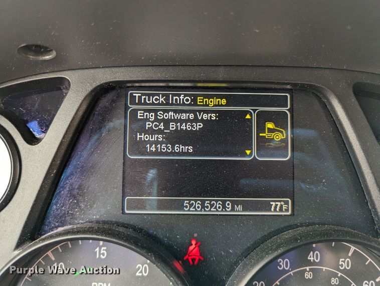 image for item MN9963 2019 Peterbilt 579  semi truck