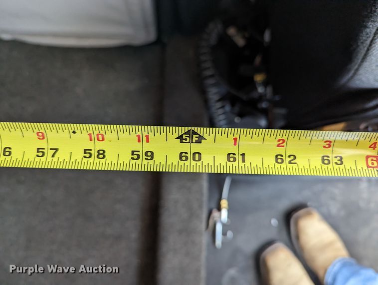 image for item MN9963 2019 Peterbilt 579  semi truck