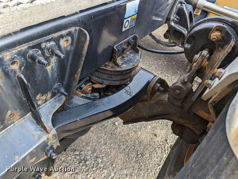 image for item MN9963 2019 Peterbilt 579  semi truck