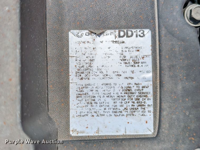 image for item MN9965 2018 Freightliner Cascadia 125  semi truck