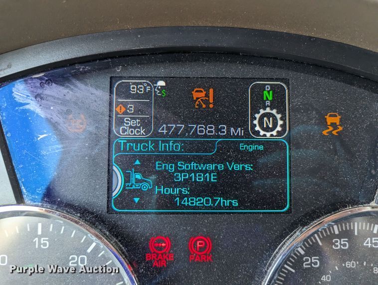 image for item MN9967 2019 Kenworth T680  semi truck