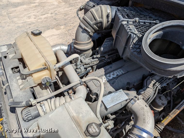 image for item MN9967 2019 Kenworth T680  semi truck