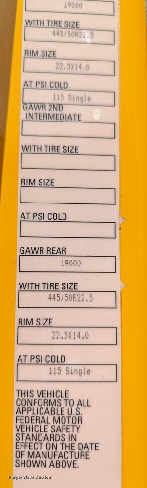 image for item MN9967 2019 Kenworth T680  semi truck