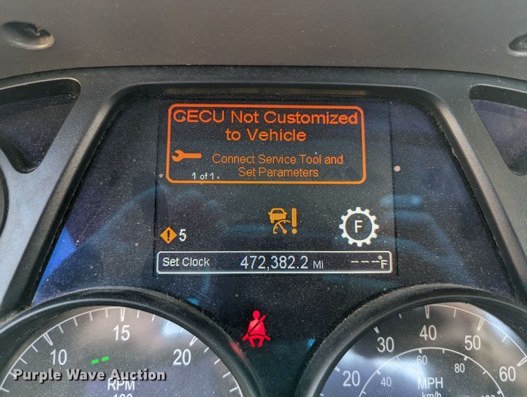 image for item MN9970 2016 Peterbilt 579  semi truck