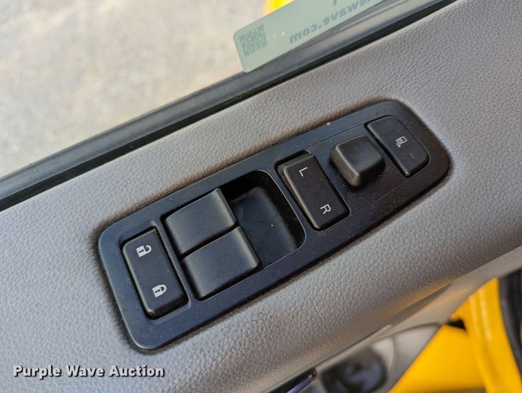 image for item MN9971 2019 Peterbilt 579  semi truck