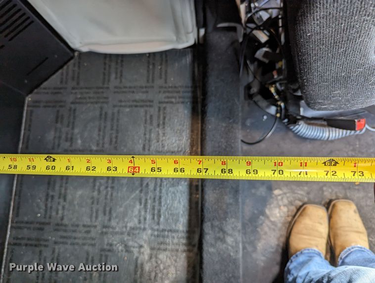 image for item MN9971 2019 Peterbilt 579  semi truck