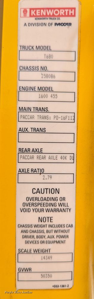 image for item MN9972 2019 Kenworth T680  semi truck