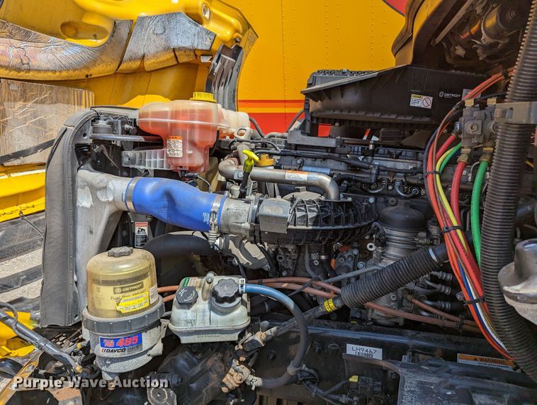 image for item MN9973 2020 Freightliner Cascadia 126  semi truck