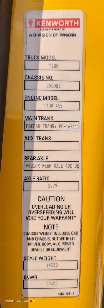 image for item MN9976 2019 Kenworth T680  semi truck