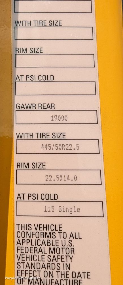 image for item MN9977 2019 Kenworth T680  semi truck