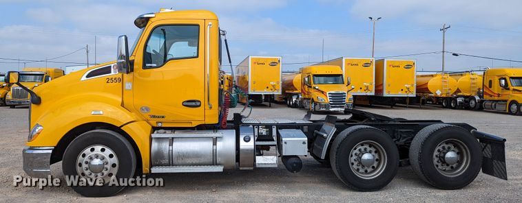 image for item MN9978 2019 Kenworth T680  semi truck