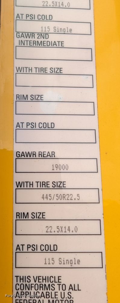 image for item MN9978 2019 Kenworth T680  semi truck