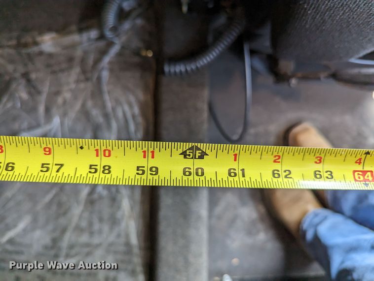 image for item MN9979 2019 Peterbilt 579  semi truck