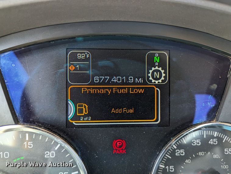 image for item MN9985 2020 Kenworth T680  semi truck