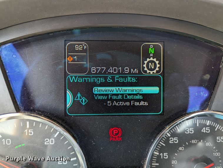 image for item MN9985 2020 Kenworth T680  semi truck