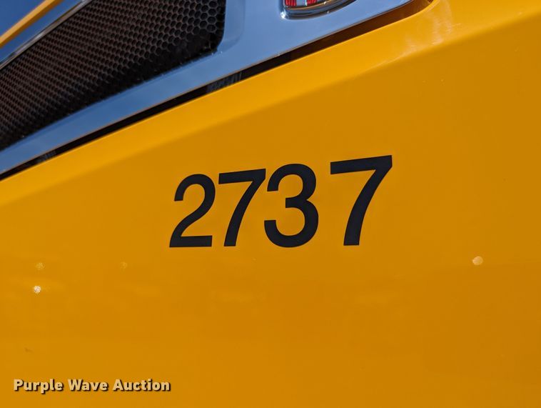 image for item MN9985 2020 Kenworth T680  semi truck