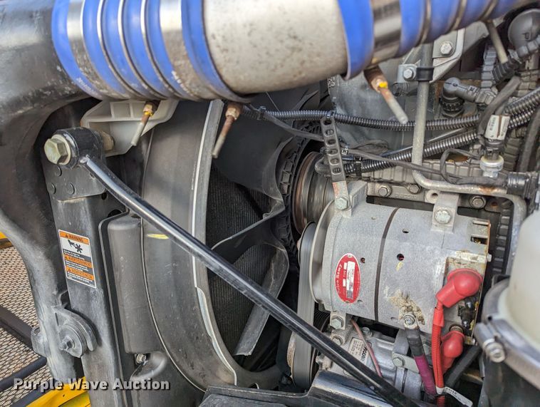 image for item MN9986 2019 Peterbilt 579  semi truck