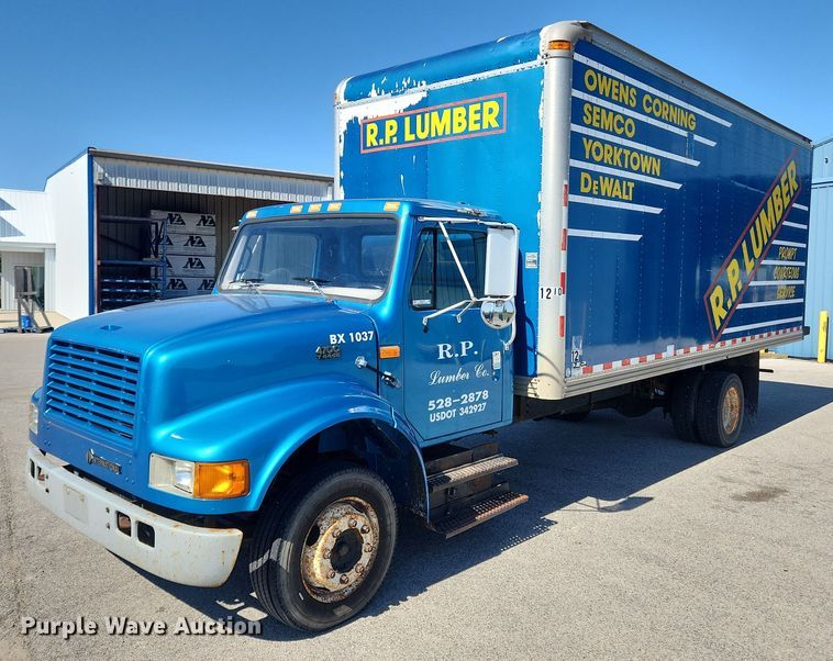 image for item MW9754 1997 International 4700  box truck