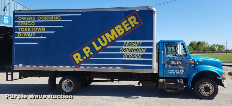 image for item MW9754 1997 International 4700  box truck