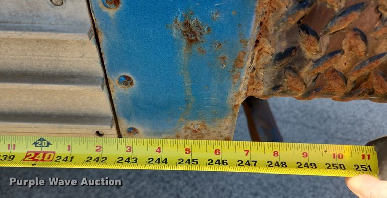 image for item MW9754 1997 International 4700  box truck