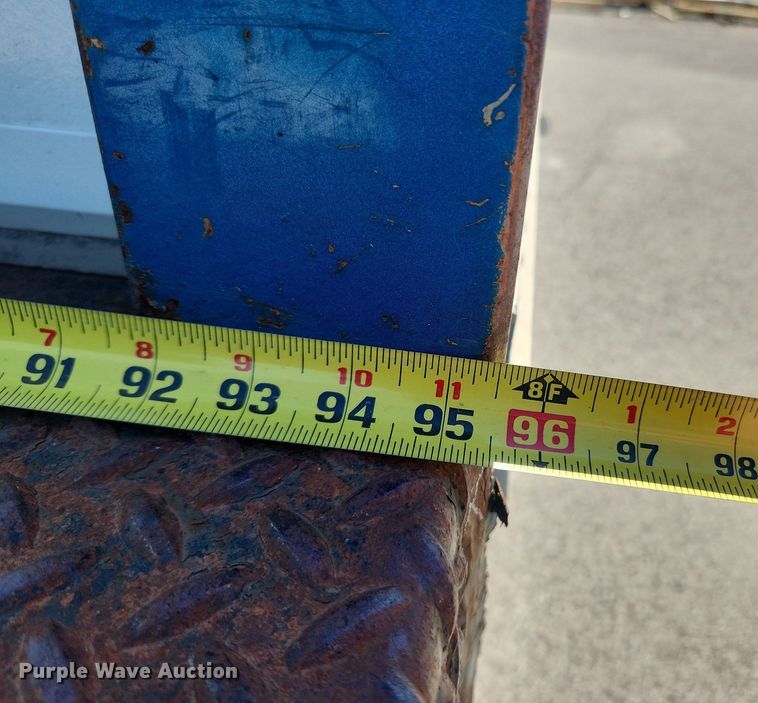 image for item MW9754 1997 International 4700  box truck