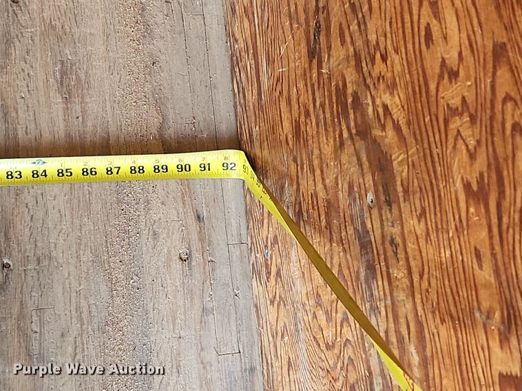 image for item MW9754 1997 International 4700  box truck