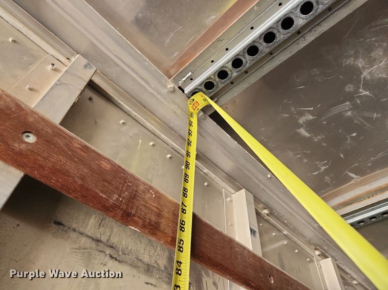 image for item MW9754 1997 International 4700  box truck