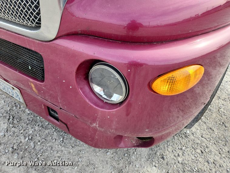 image for item MW9759 1997 Kenworth T2000  tank truck