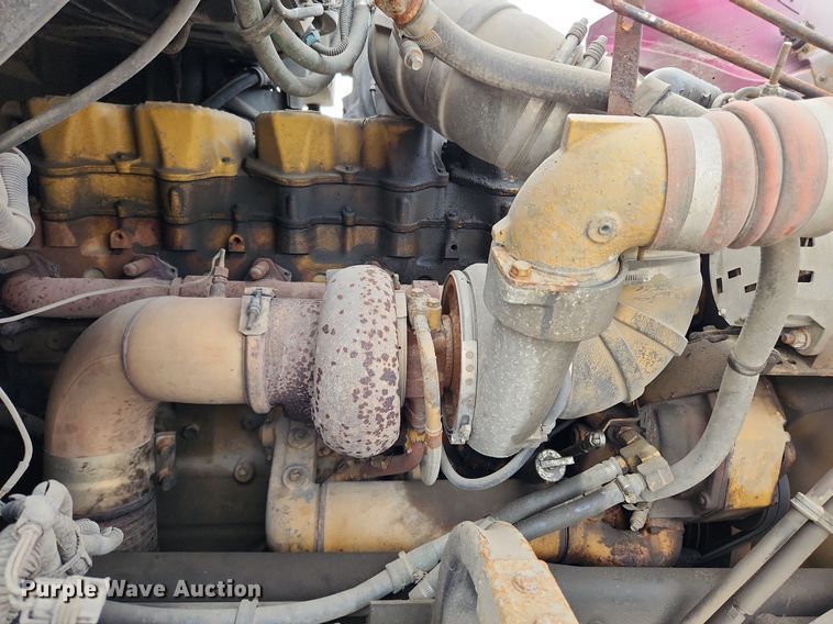 image for item MW9759 1997 Kenworth T2000  tank truck