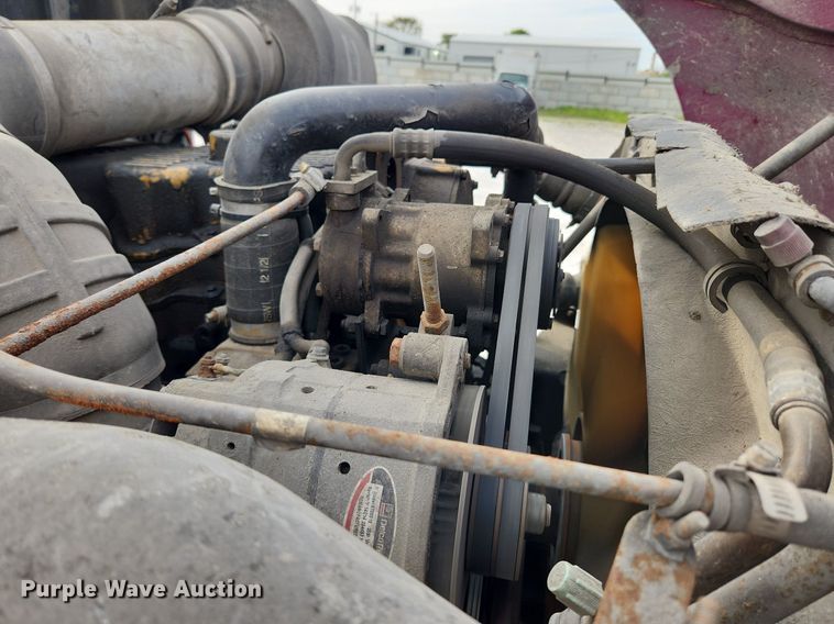 image for item MW9759 1997 Kenworth T2000  tank truck