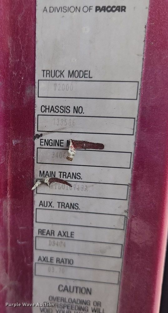 image for item MW9759 1997 Kenworth T2000  tank truck