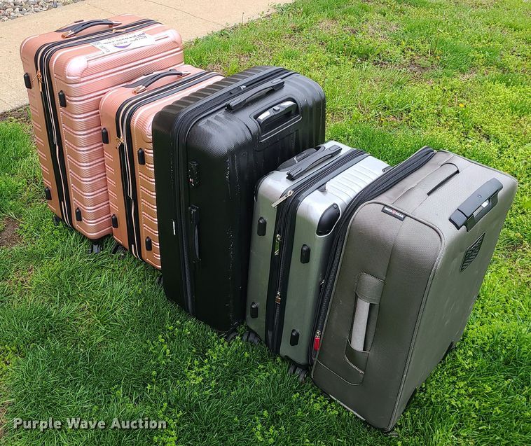(5) suitcases in North Kansas City, MO Item DC6113 sold Purple Wave