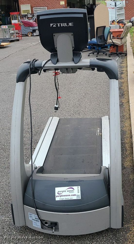 image for item DC6118 True CS800  treadmill