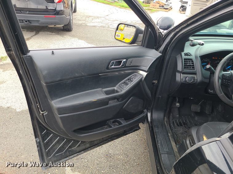 image for item DC6133 2018 Ford Explorer Police Interceptor  SUV