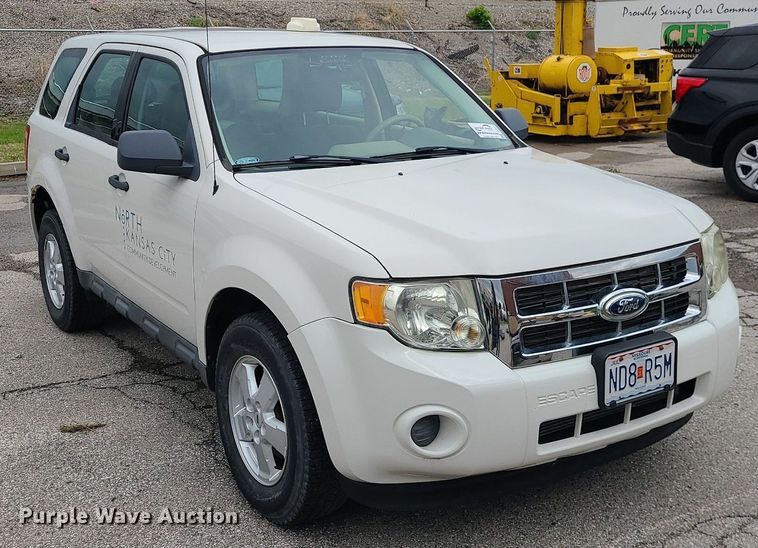 image for item DC6137 2009 Ford Escape  SUV