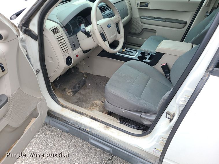 image for item DC6137 2009 Ford Escape  SUV