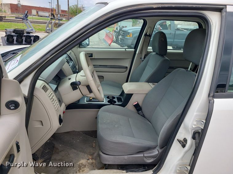 image for item DC6137 2009 Ford Escape  SUV