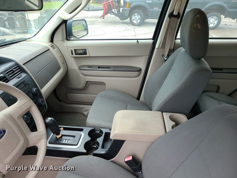 image for item DC6137 2009 Ford Escape  SUV