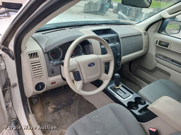 image for item DC6137 2009 Ford Escape  SUV