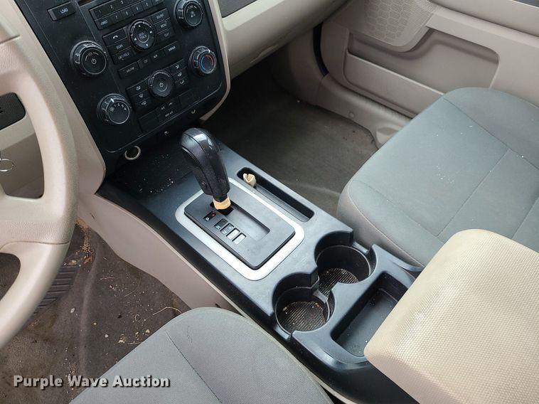 image for item DC6137 2009 Ford Escape  SUV