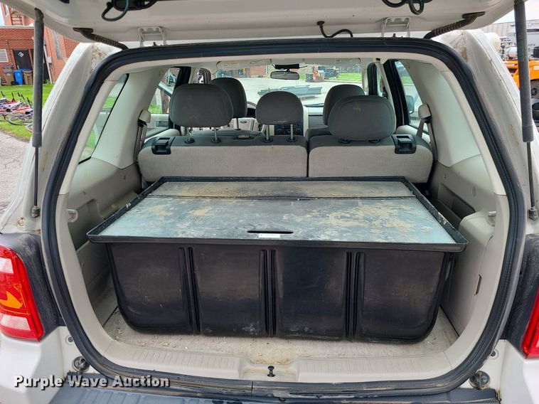 image for item DC6137 2009 Ford Escape  SUV