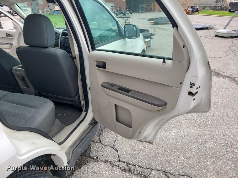 image for item DC6137 2009 Ford Escape  SUV