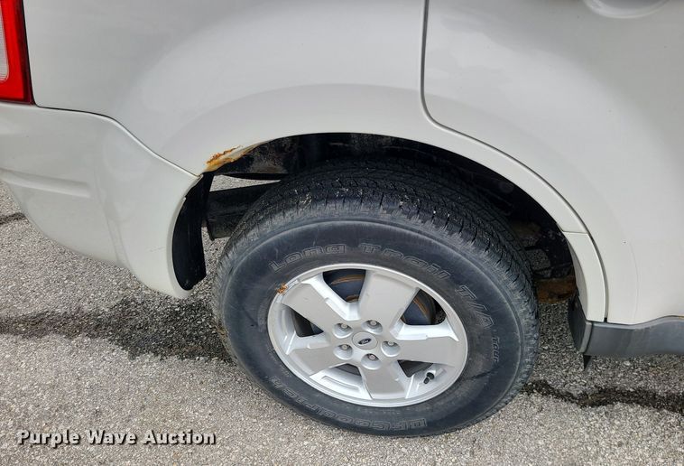 image for item DC6137 2009 Ford Escape  SUV